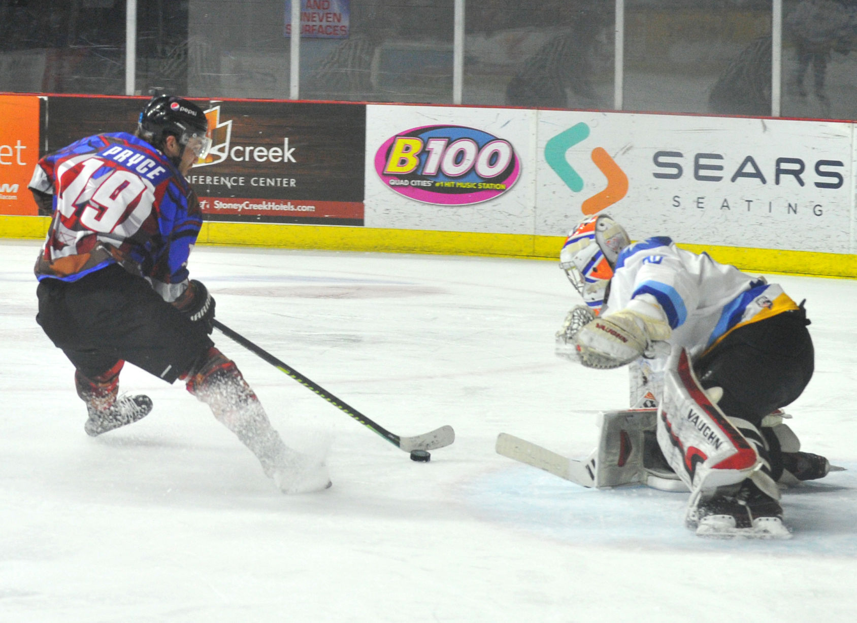 030720-qc-spt-storm-hockey-756